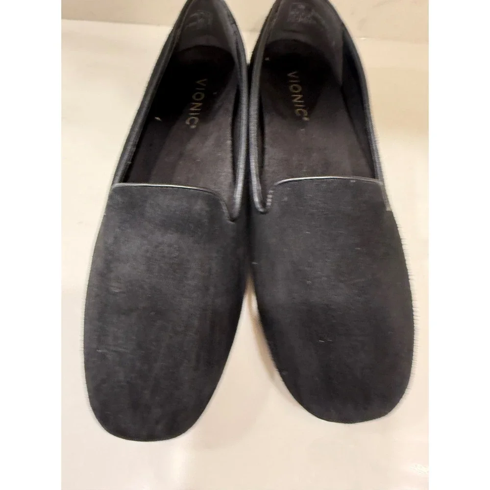 Vionic Womens Black Suede Loafers Orthotic Slip On Flats Size 6.5